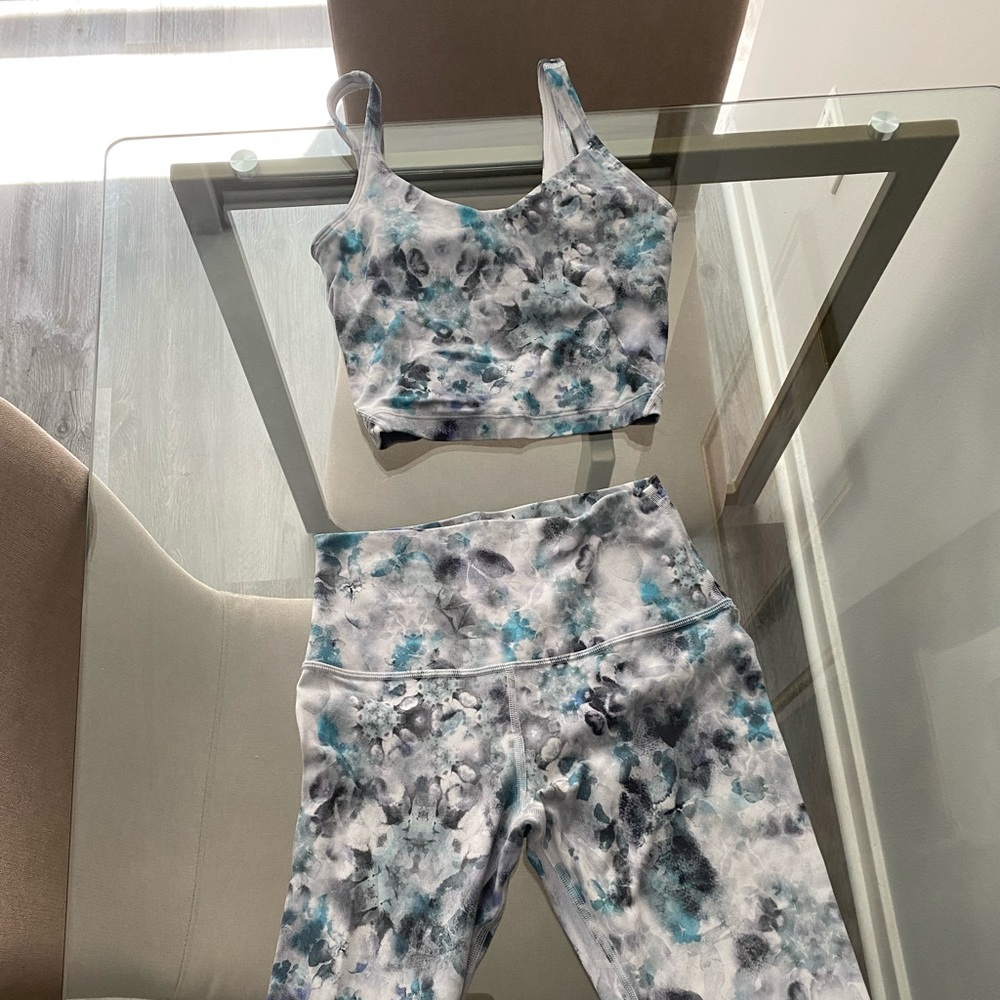 Lululemon set! Includes High-rise Align 25” leggings+Align Waist tank
